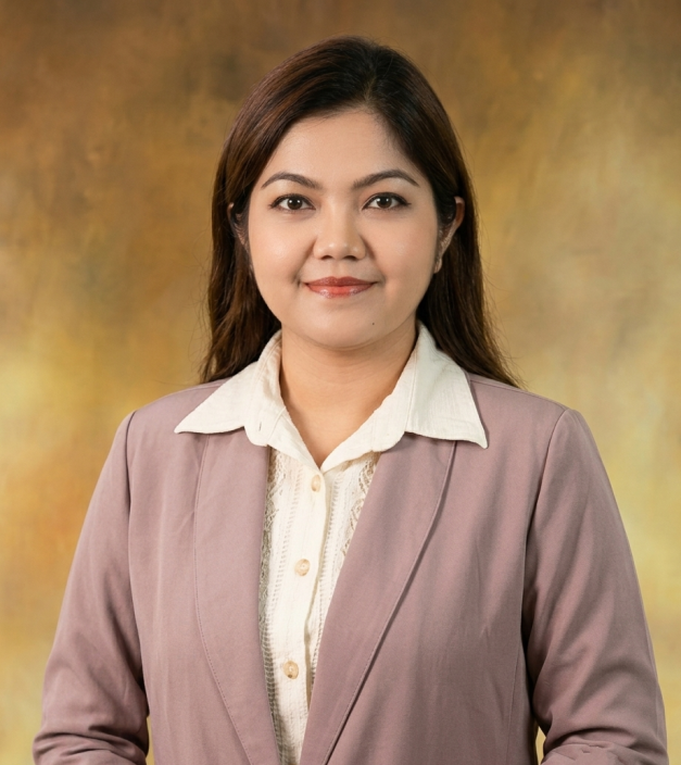 Dr. Qayenat Ahmed
