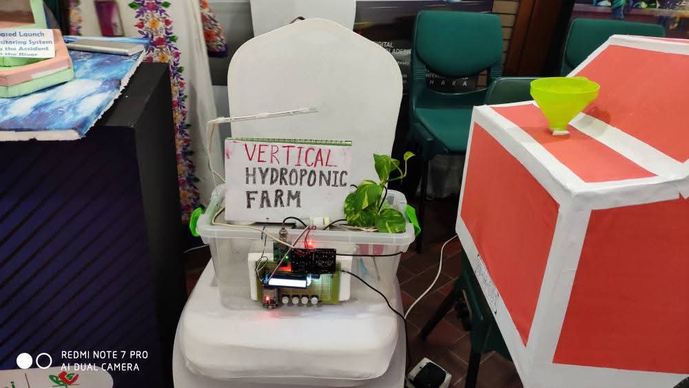 Cost Effective Smart Hydroponic Monitoring and Controlling System Using IoT